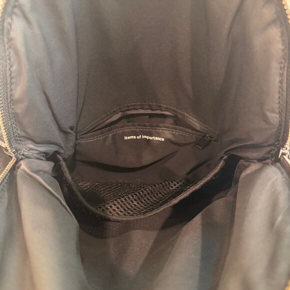 Lululemon Festival Bag II (Black on Black) First Release RARE - Picture 5 of 10